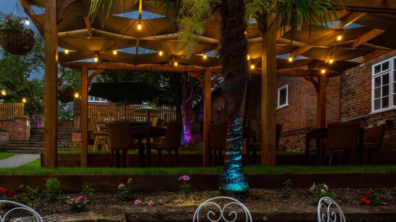 The Chequers Hotel Newbury (Berkshire) Exterior foto