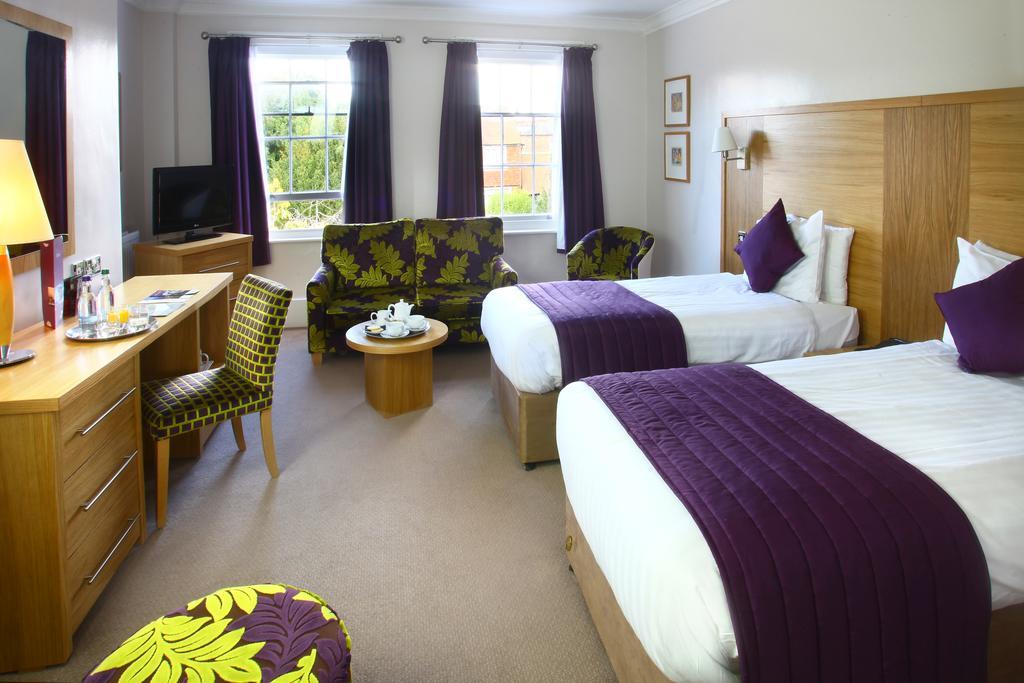 The Chequers Hotel Newbury (Berkshire) Exterior foto